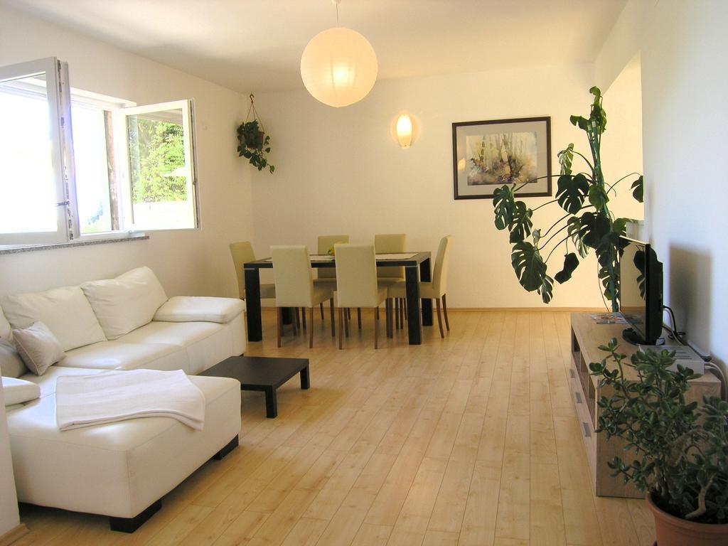 Apartments Dagmar Krk Town Dış mekan fotoğraf