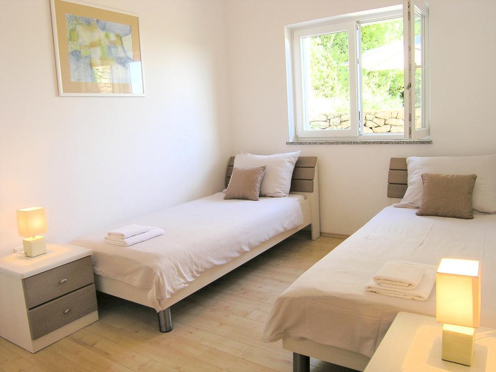 Apartments Dagmar Krk Town Dış mekan fotoğraf